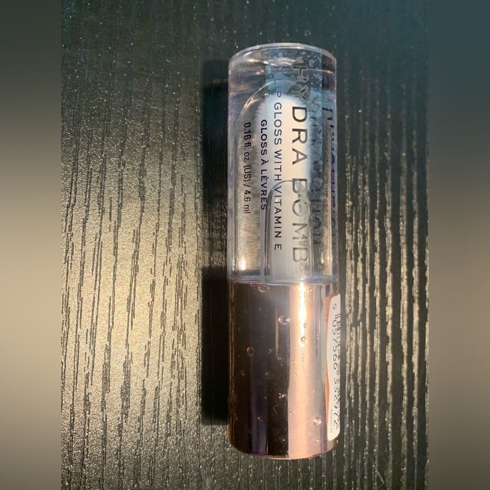 2pk Revolution Hydra Bomb lip gloss vitamin E - Picture 3 of 4